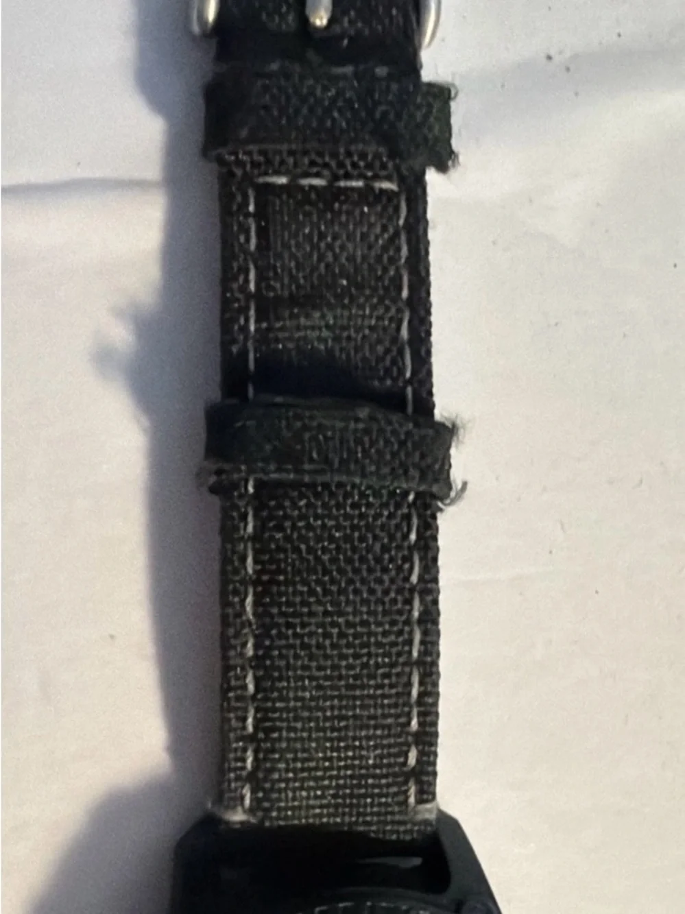 Timex Black Dial Field Watch with Black Canvas Strap not sure if it works